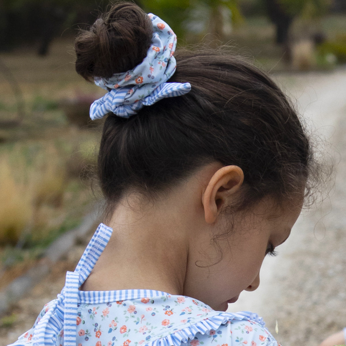 Daphne Girl Scrunchie